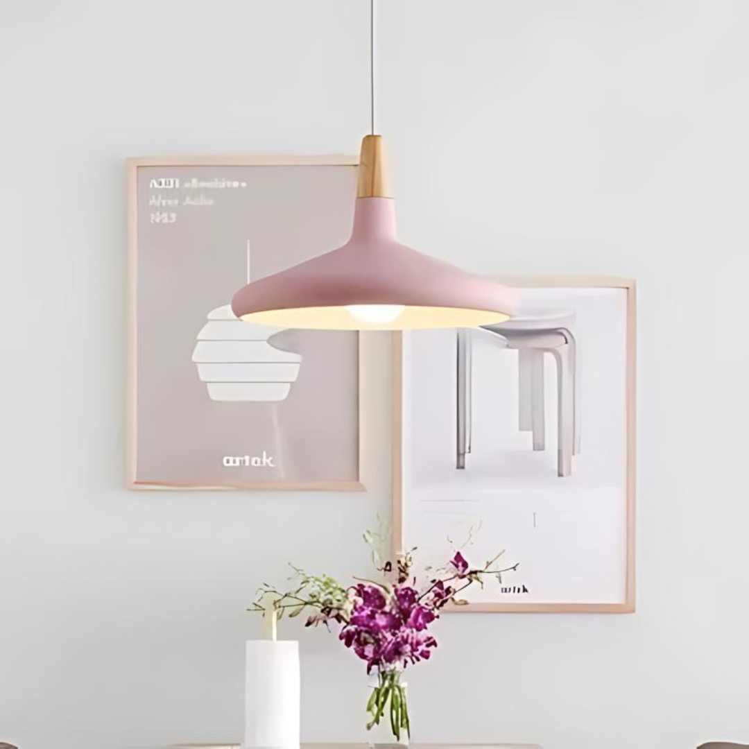GleamLamp | Einzigartige Esstischlampe mit Holzakzent