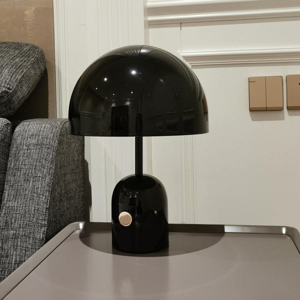 NordGlow | Elegante Tischlampe für Modernes und Klassisches Interieur