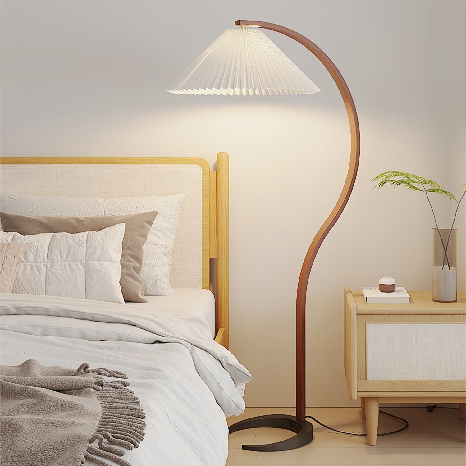 LunaGlow | Elegante skandinavische Stehleuchte aus Holz