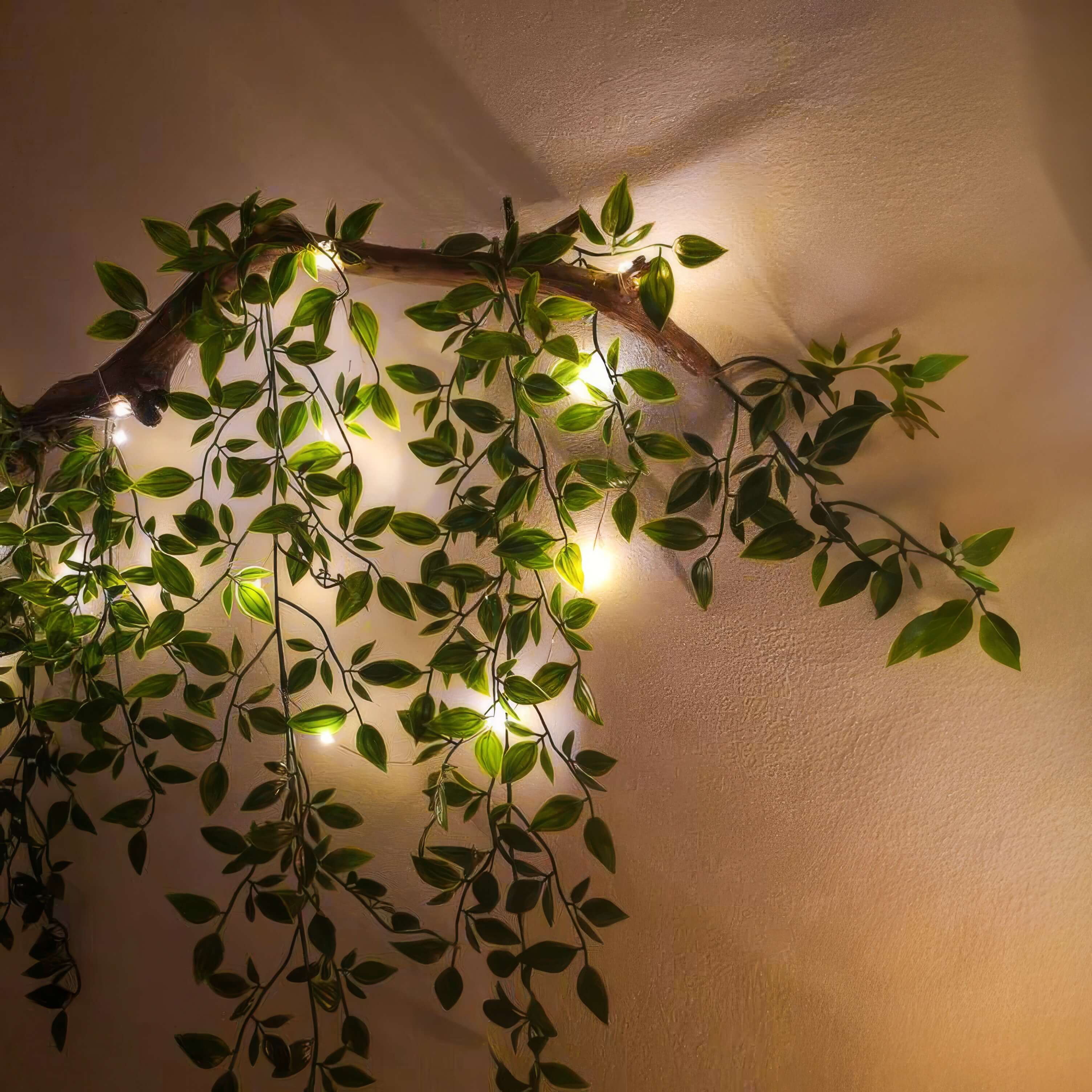FeeLight | Mystische LED-Wandleuchte mit Zweigen
