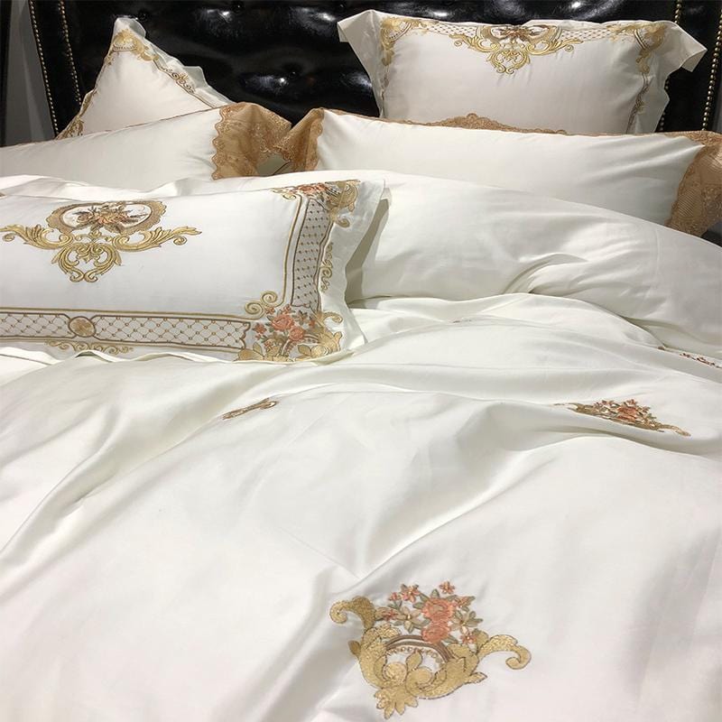 MajesticGold | Königliche Bestickte Bettwäsche Set mit Spitze