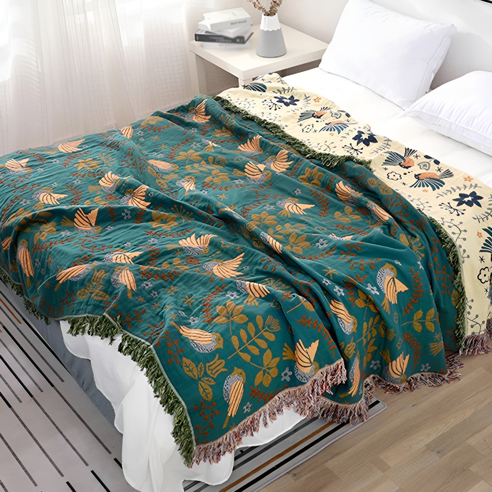 BohoBlanket | Wendbare Baumwolldecke mit Vogel- und Blumenmuster