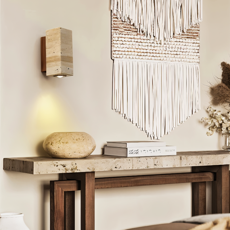 TravertinLight | Elegante Wandleuchte aus Marmor