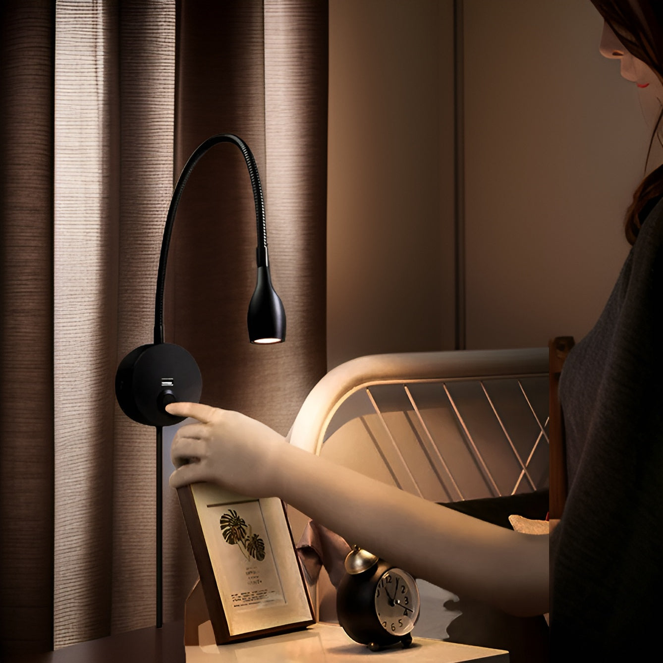 ReadGlow | Verstellbare USB-Wandleuchte