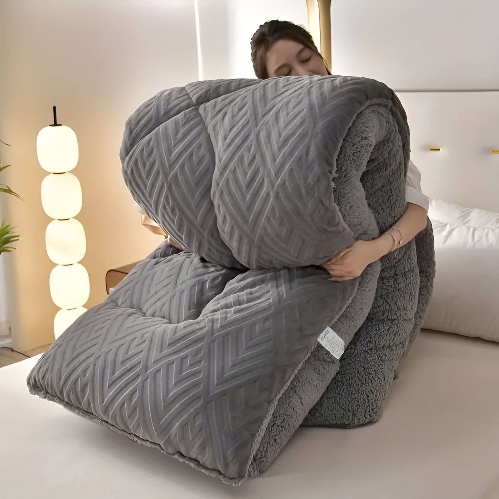 LuxusTraum | Hochwertige Ganzjahres Bettdecke mit Plüsch-Feeling