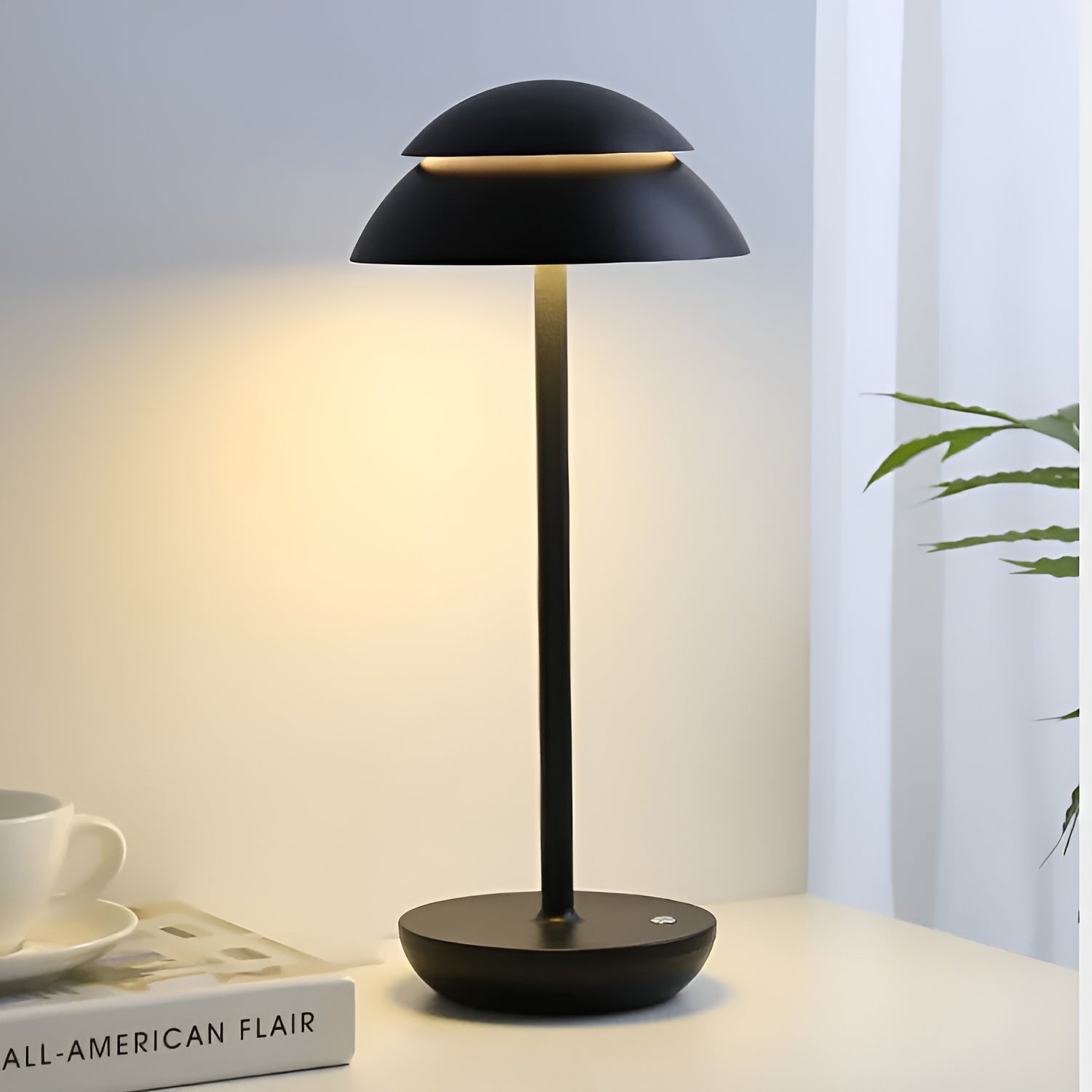 LumiShade | Dimmbare Kabellose LED-Tischlampe