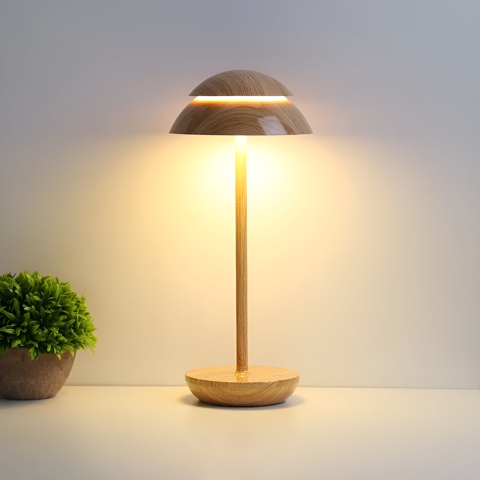 LumiShade | Dimmbare Kabellose LED-Tischlampe