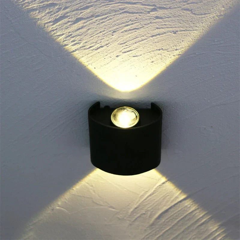 StormShield | Wasserdichte LED Wandleuchte