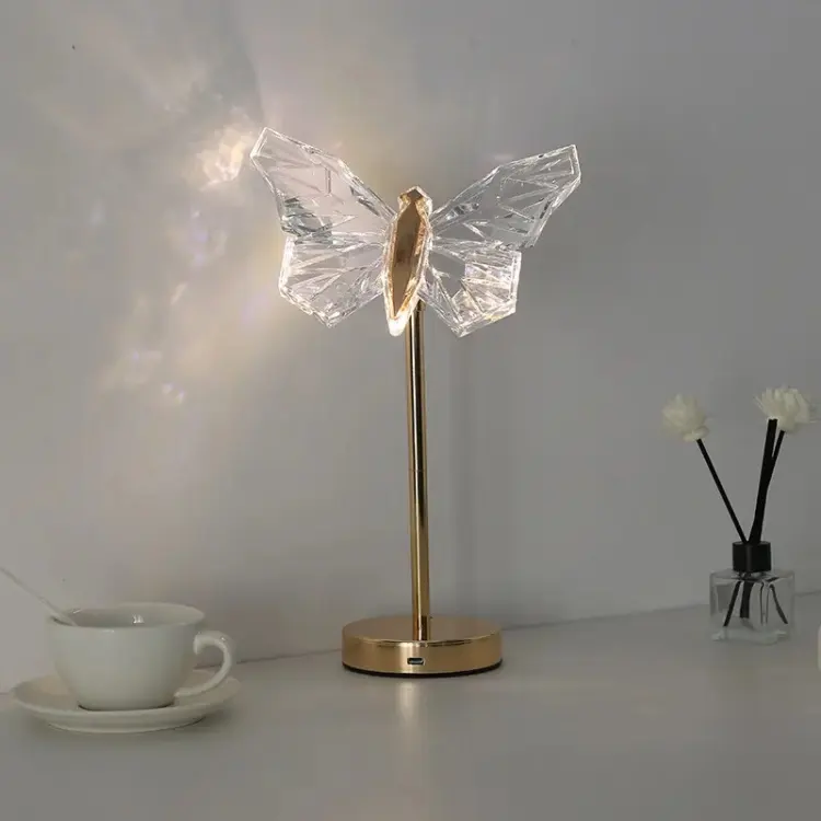 StrahlenWunder | Elegante Tischlampe für romantische Atmosphäre