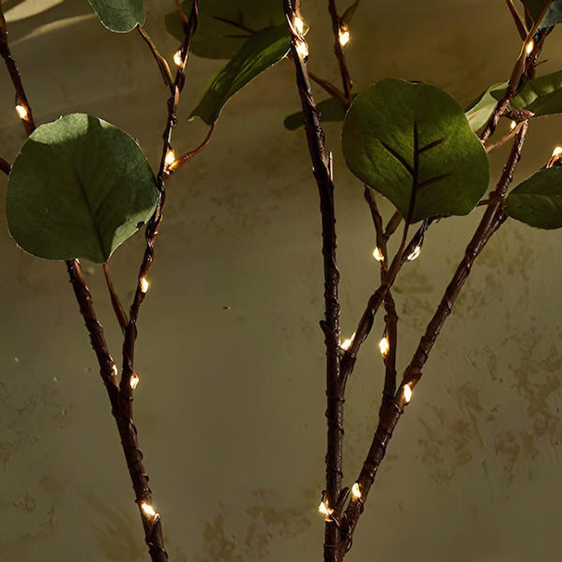 OliveMagic | Elegante olivgrüne LED-Tischlampe