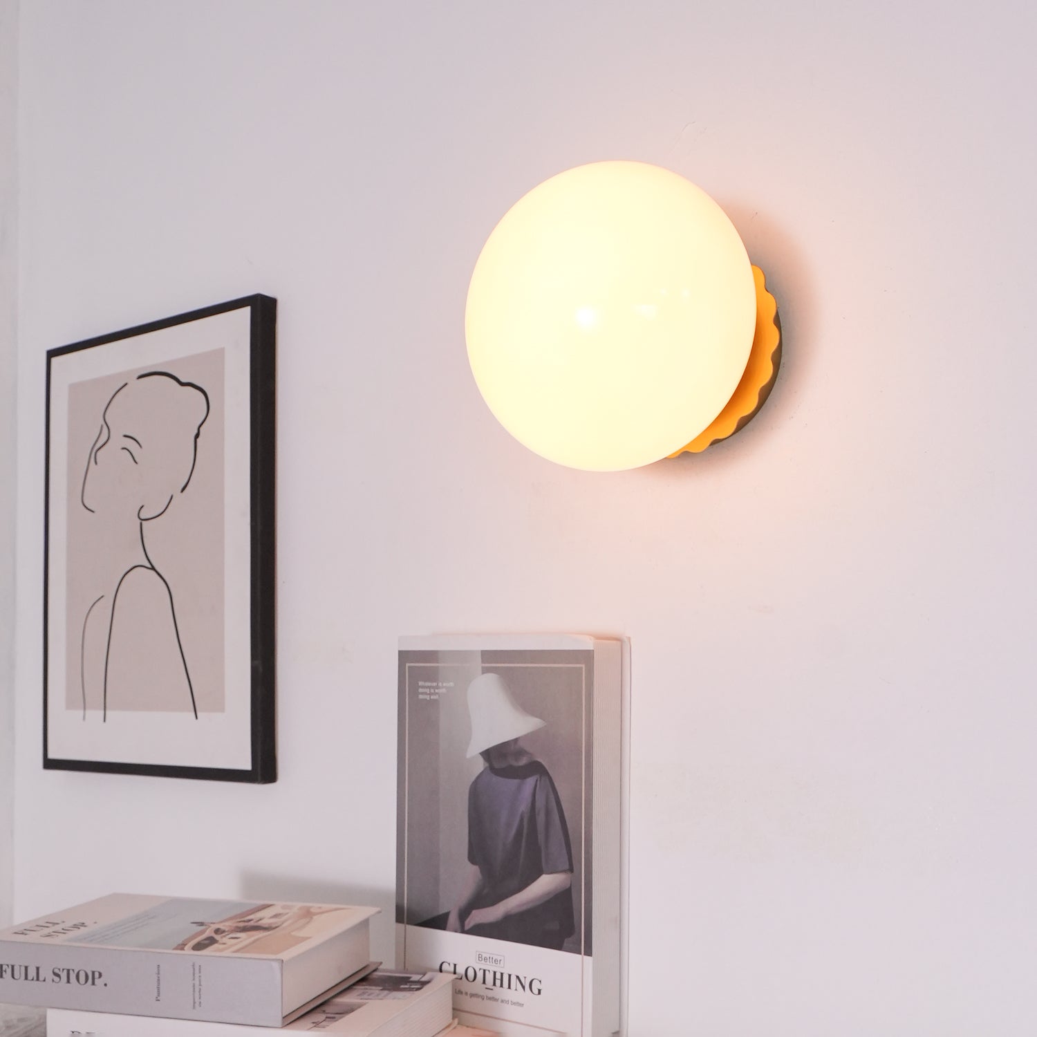 Marshmallow Lampe | Elegante Wandlampe aus Glas und Metall