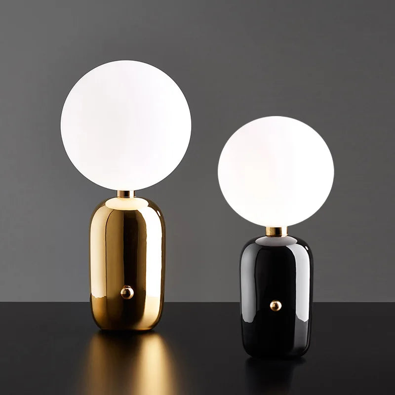 GlowBall | Moderne Tischlampe in Kugeldesign