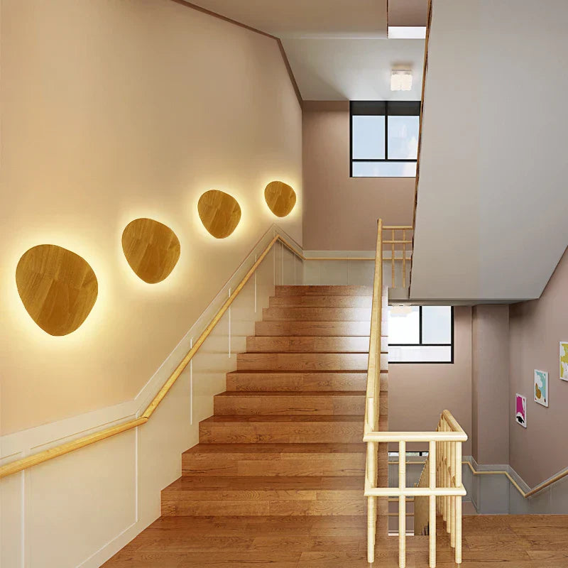 RadiantWood | Elegante Wandleuchte aus Holz