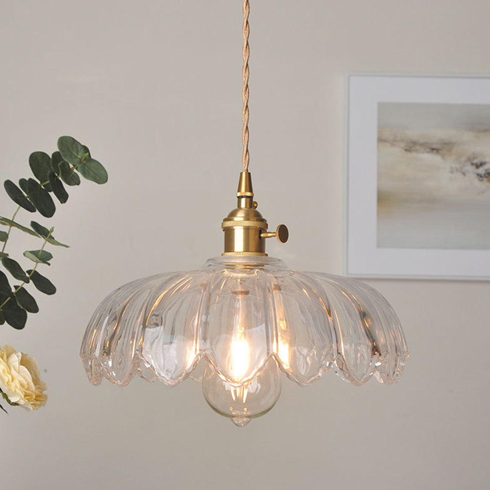 VintageBlume | Luxuriöse Pendelleuchte mit floralem Glasschirm