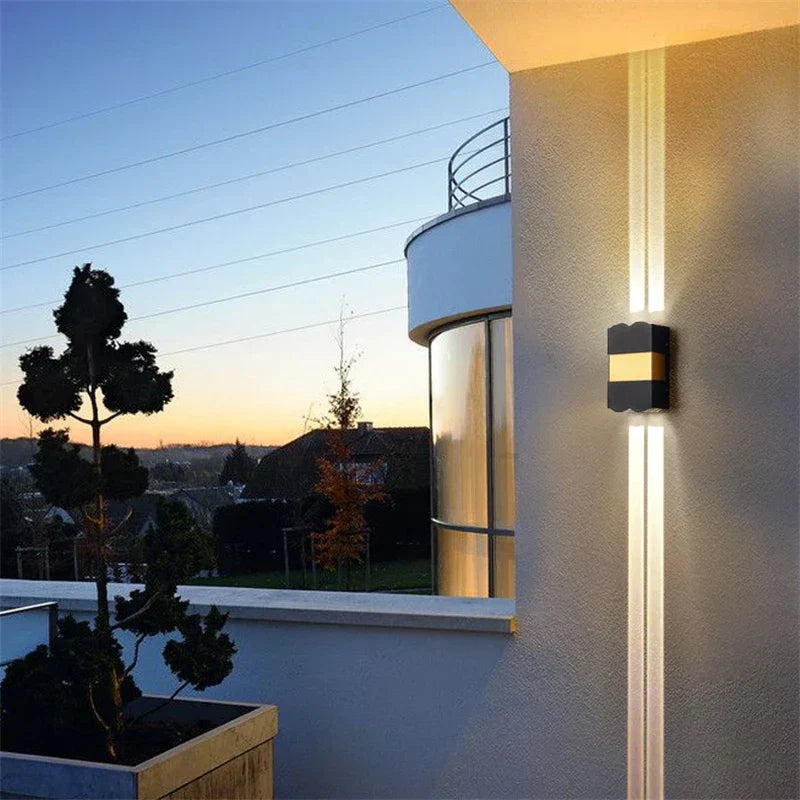 GlowLine | Wasserdichte LED Außenleuchte für stilvolle Beleuchtung