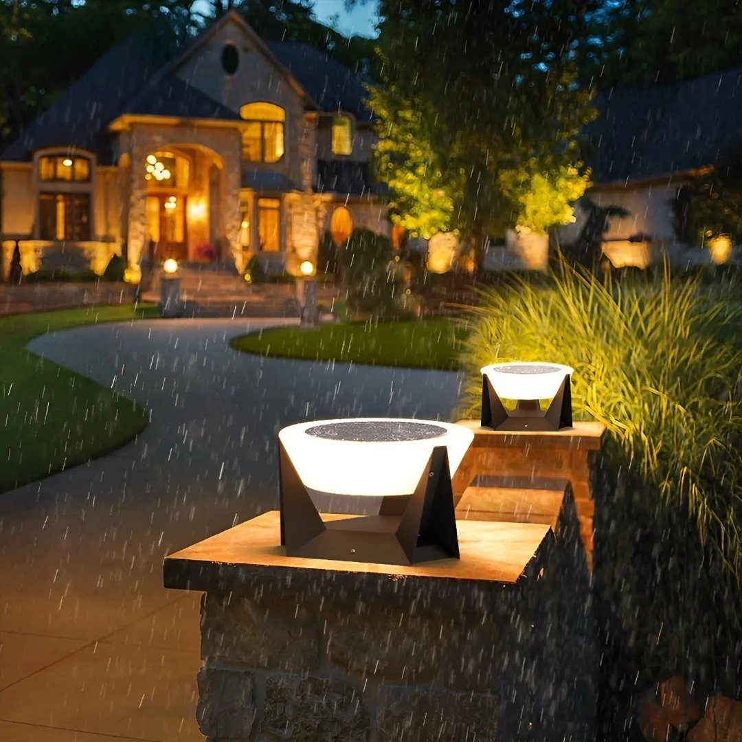 SolarLux | Elegante solarbetriebene Außenlampe mit japanischem Design