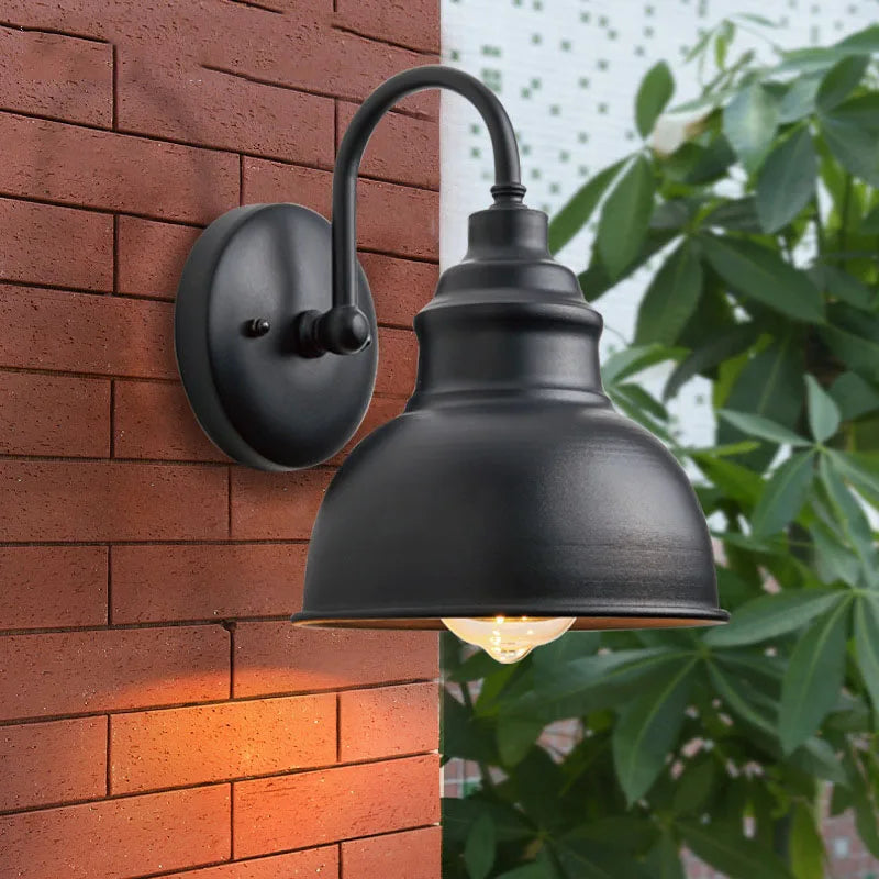 RetroBeam | Wasserdichte Vintage Wandleuchte für Garten und Terrasse