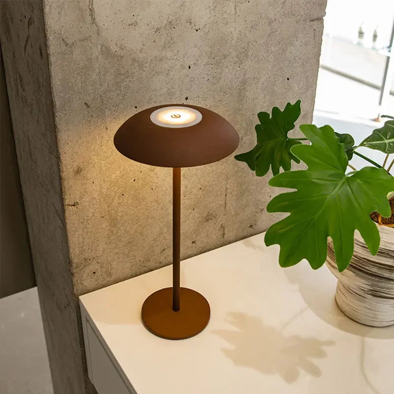 StrahlSchönheit | Tischlampe für gemütliche Abende