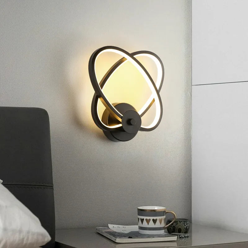 LineGlow | Moderne LED Wandleuchte aus Eisen