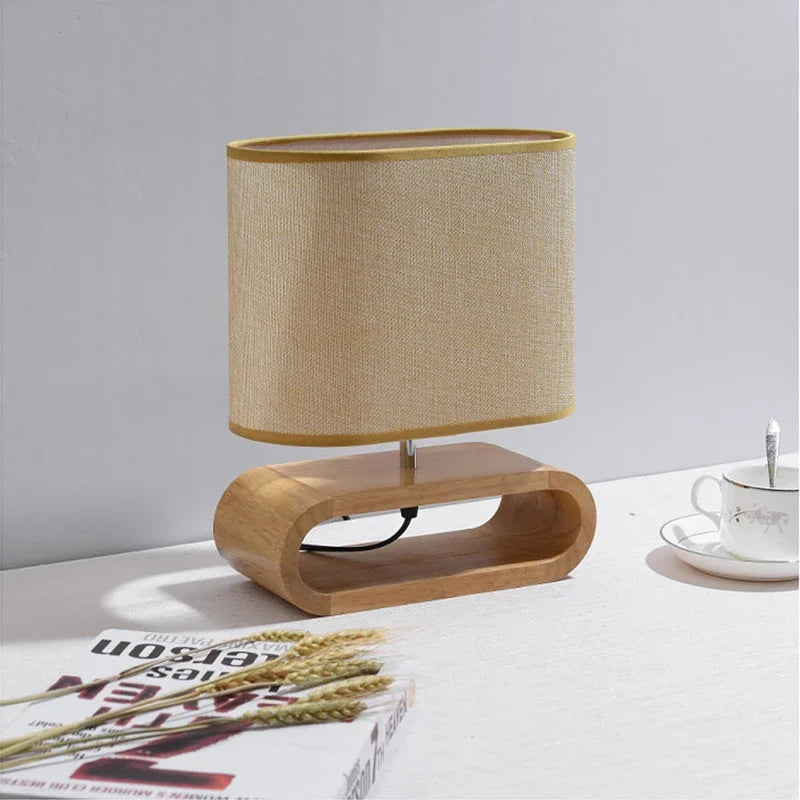 ZenLicht | Stilvolle LED Bürolampe aus Holz und Textil