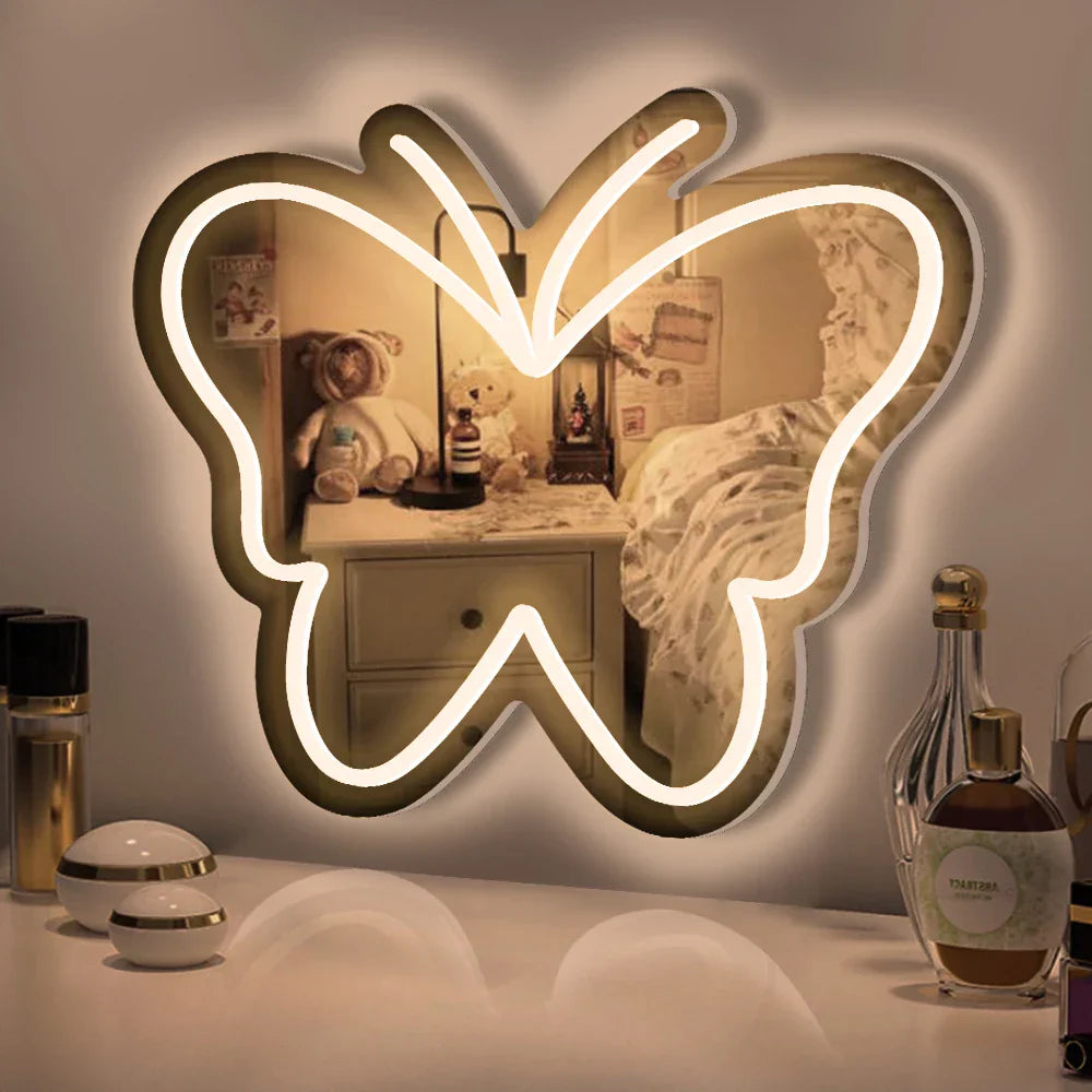 NeonMirror | Neon Wandspiegel in Schmetterlingsform