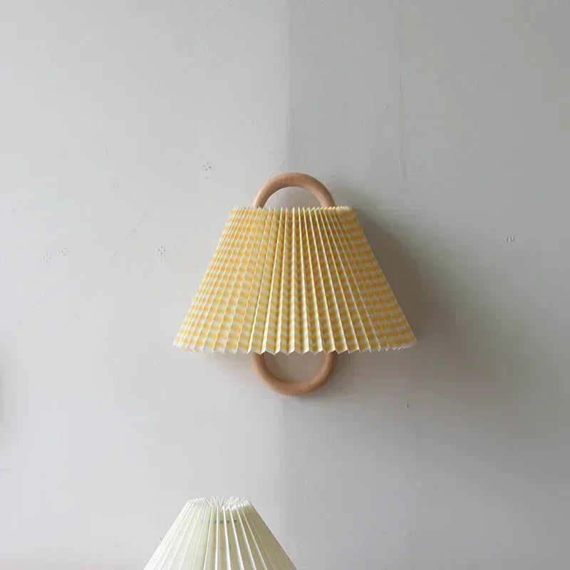 WoodyLight | Minimalistische Wandleuchte aus Holz