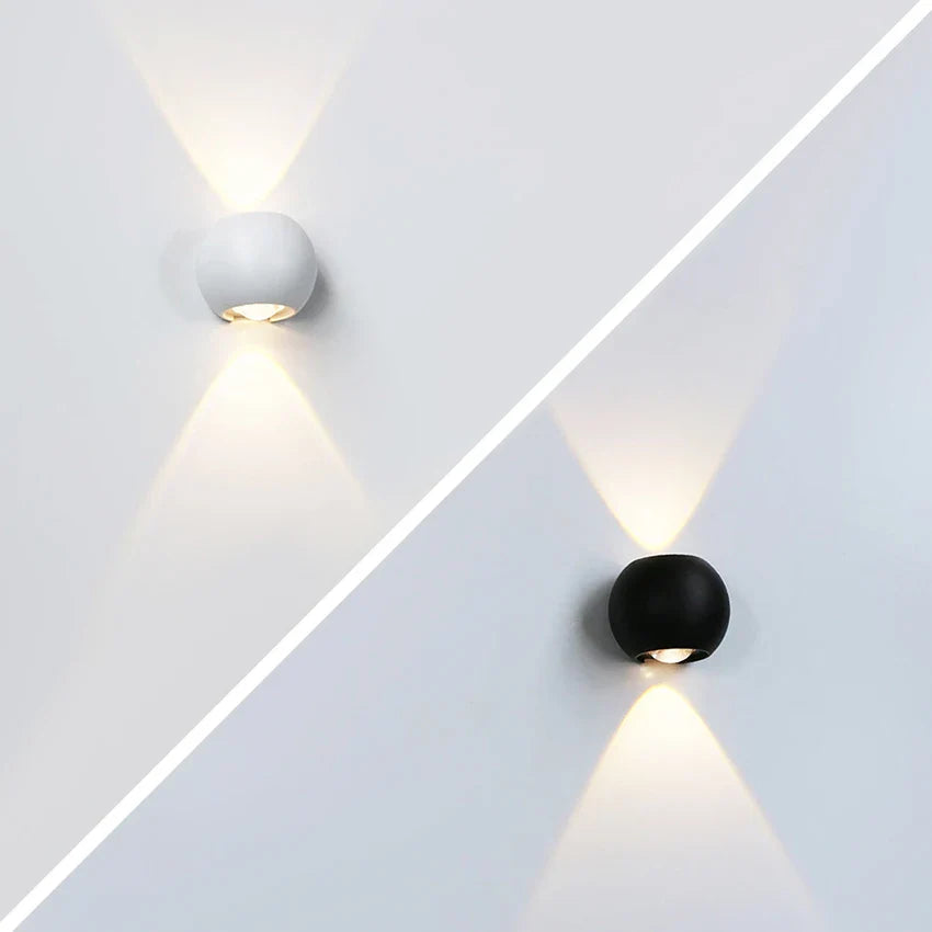 KugelLumi | Elegante Solarbetriebene Wandlampe für Außenbereiche