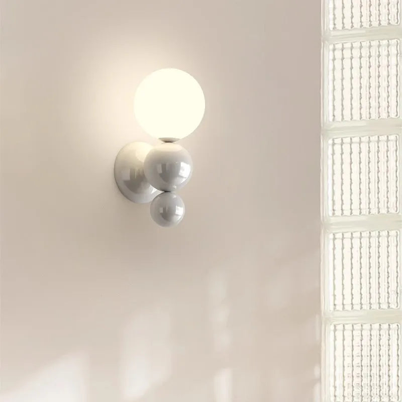 LichtPerle | Elegante Wandlampe mit Verstellbarem Licht
