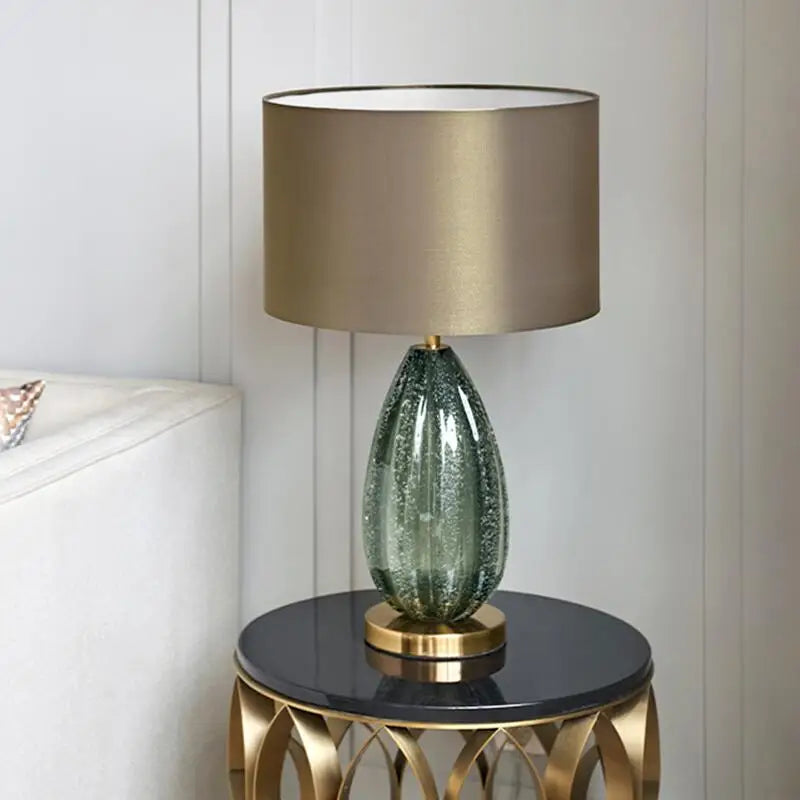 Glastastra | Glas-Tischlampe für modernes Wohndesign