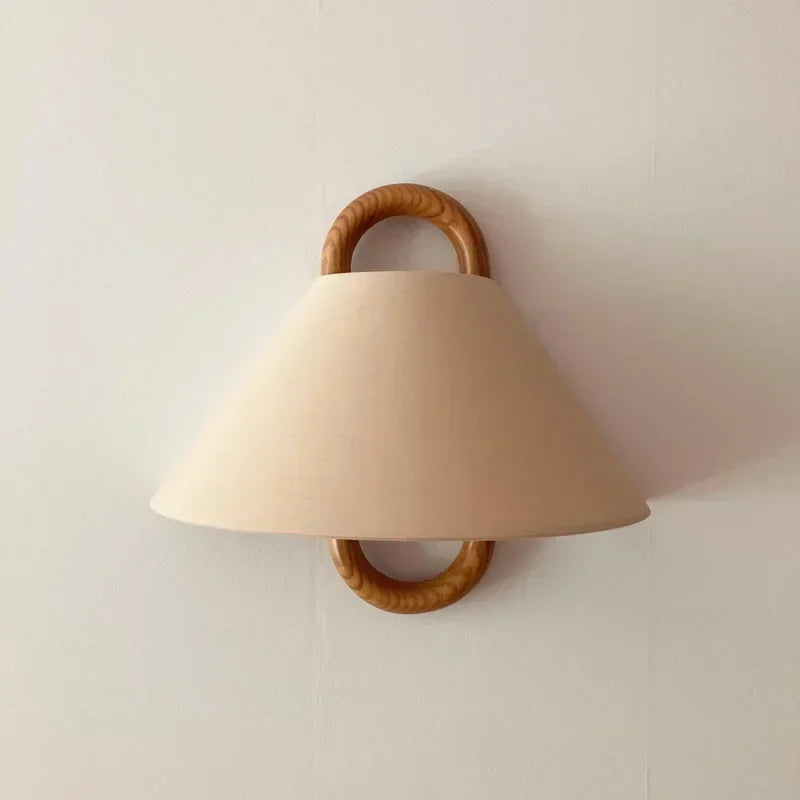 WoodyLight | Minimalistische Wandleuchte aus Holz