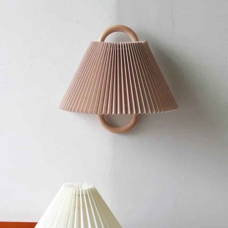 WoodyLight | Minimalistische Wandleuchte aus Holz