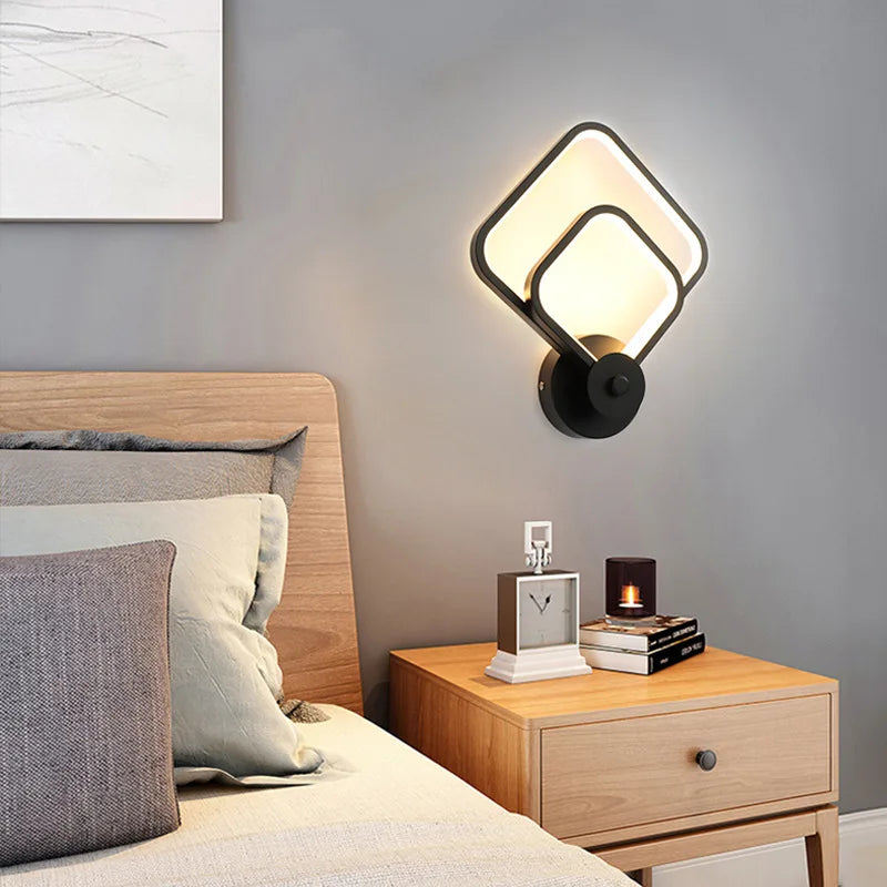 LineGlow | Moderne LED Wandleuchte aus Eisen