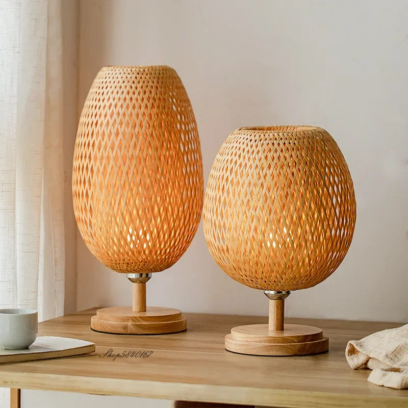 BambooEleganz | Vintage Bambus Tischlampe für stilvolle Wohnräume