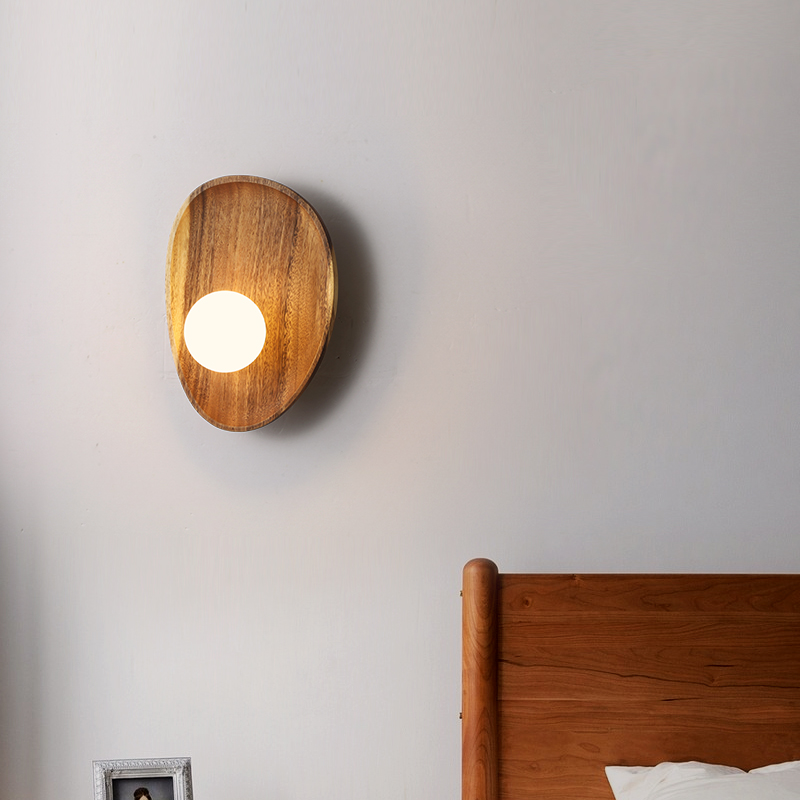 NatureWood | Elegante Wandleuchte aus natürlichem Holz für ein gemütliches Ambiente