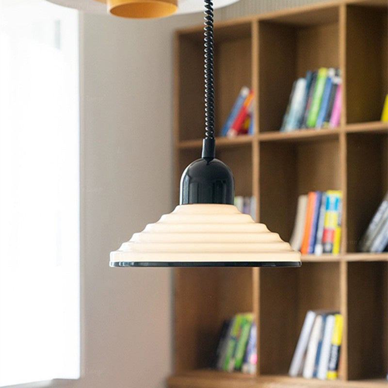 CreamElegance | Stilvolle Pendelleuchte aus Glas für moderne Räume