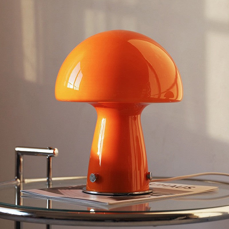 MushroomGlow | Skandinavische LED Tischlampe in Orange und Weiß