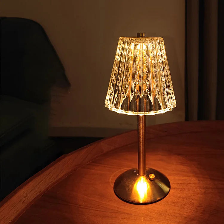 TischiGlow | Retro-inspirierte Kristall-Tischleuchte mit modernem Design