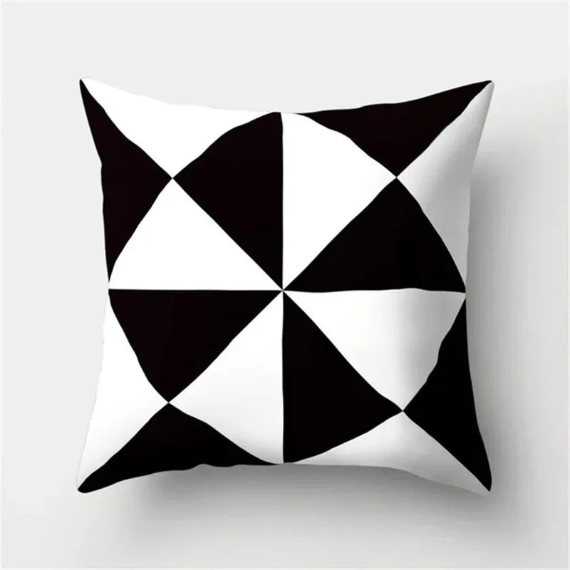 GeoCushion | Modernes Schwarz-Weiß Design für stilvolle Wohnräume