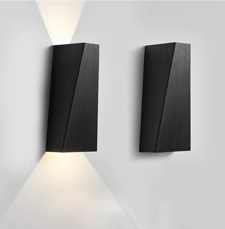 StrahlRefugium | Moderne Wandlampe für stilvolle Innenräume