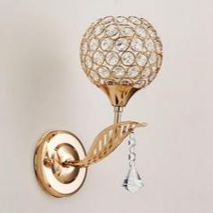 ElegantSphere | Elegante Kristallwandleuchte für ein stilvolles Ambiente