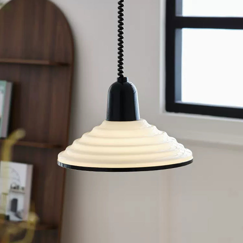 CreamElegance | Stilvolle Pendelleuchte aus Glas für moderne Räume